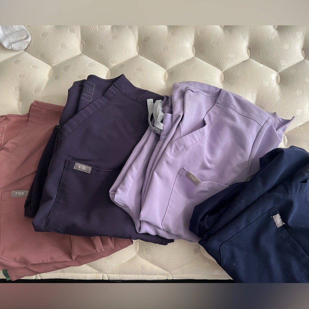 Eggplant figs scrub set